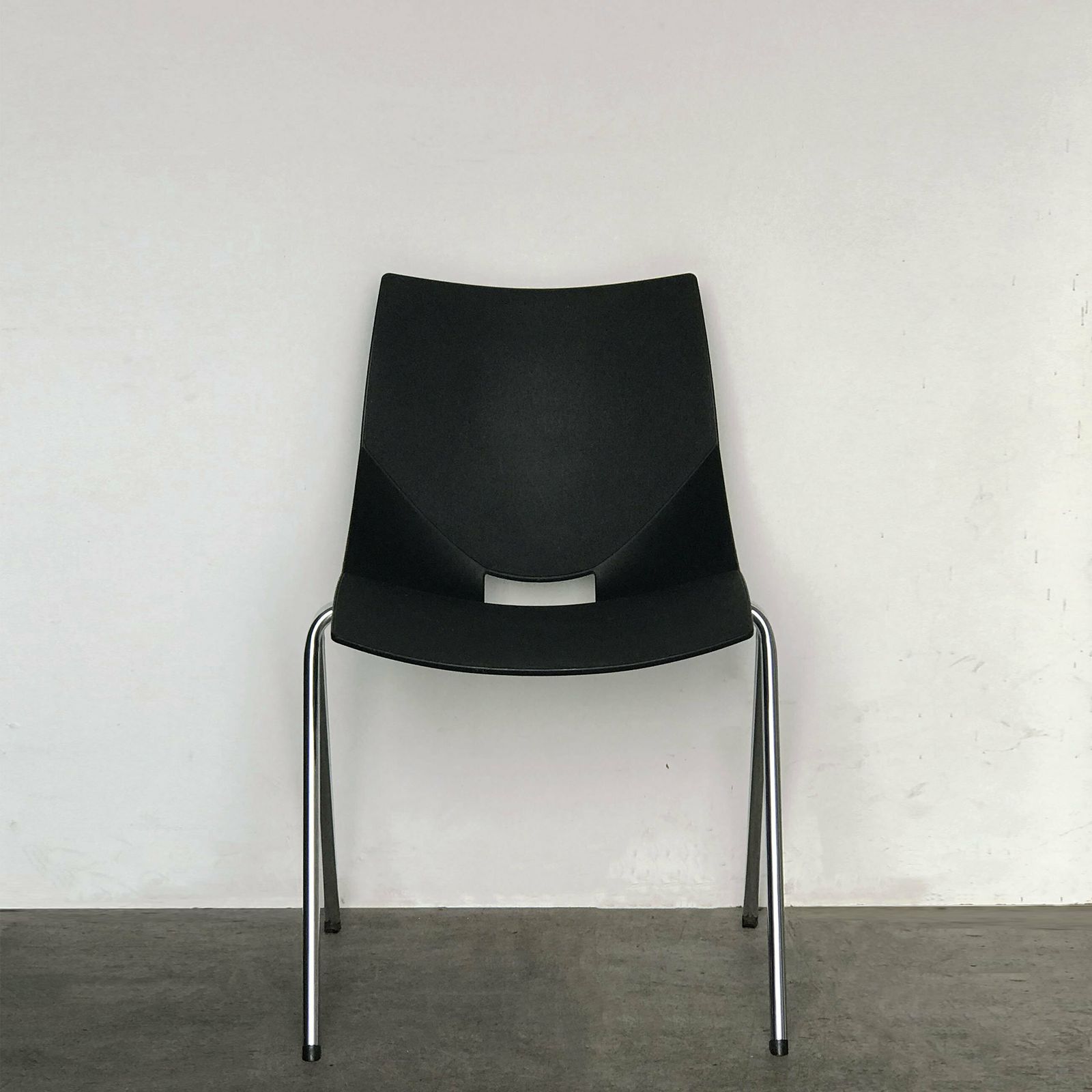 Mid Century Style Chrome And Black Plastic Italian 'Shell' Chair By Angelo Pinaffo photo 105.0