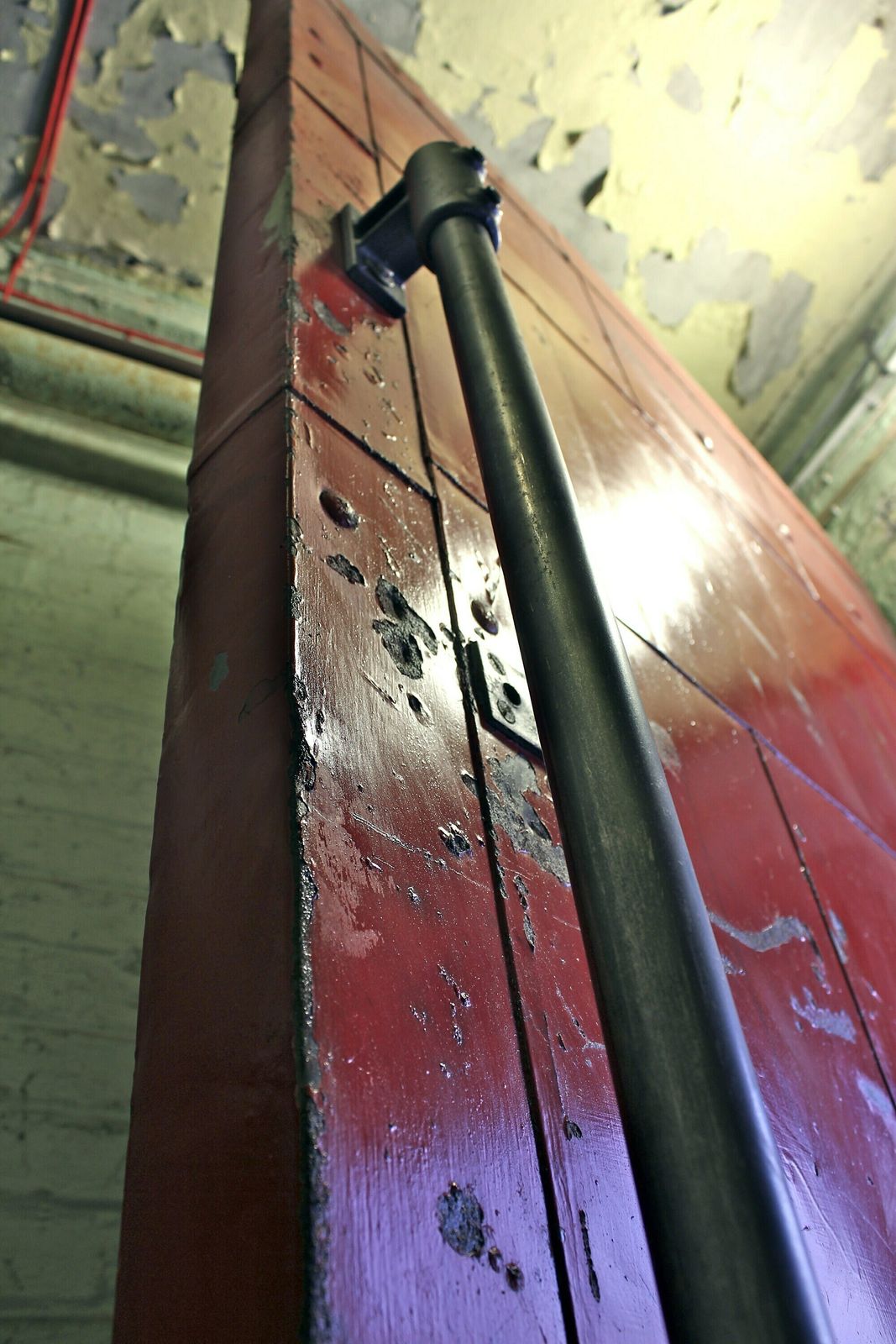 Washington Industrial Dark Steel Pipe Door Pull Handle   Bespoke Industrial Domestic And Commercial Fixtures And Fittings