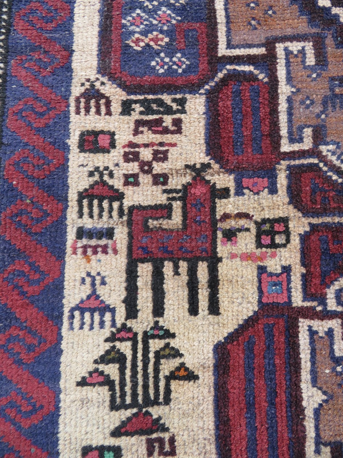 Antique Baluch Rug. Comical Animal Motifs. Baluch Tribes Of Herat. West Afghanistan.152cm X 86cm. photo vinterior