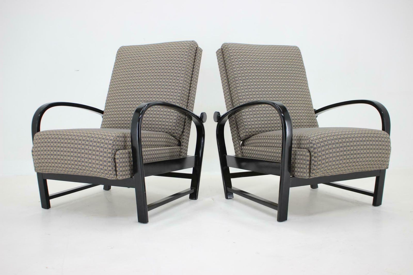 photo furniture 1940s Pair Of Kropacek Kozelka Adjustable Armchairs Czechoslovakia