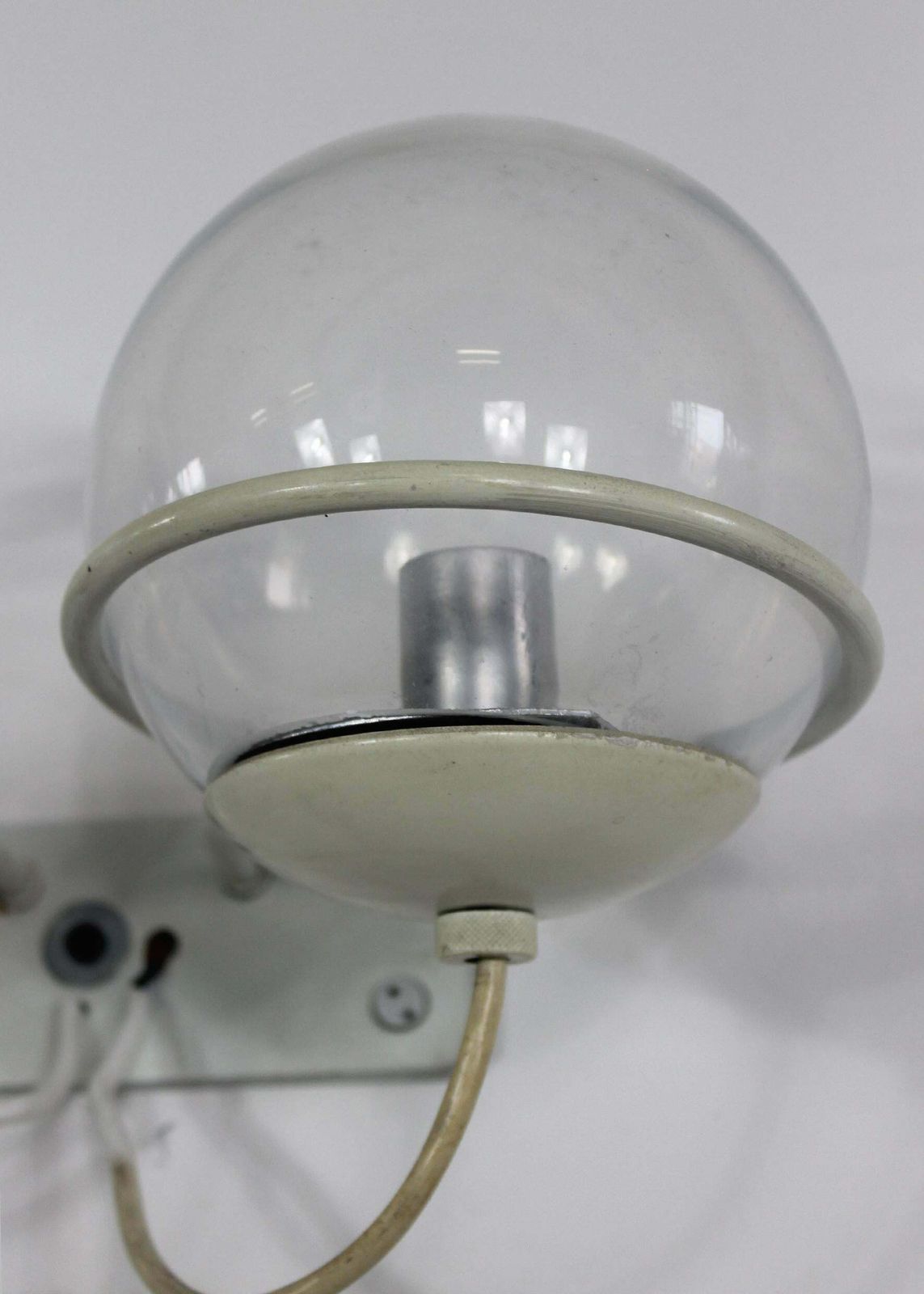 Gino Sarfatti Set Of Two Wall Lamps 238/2 In Aluminium And Glass By Arteluce 60s photo 2250.0