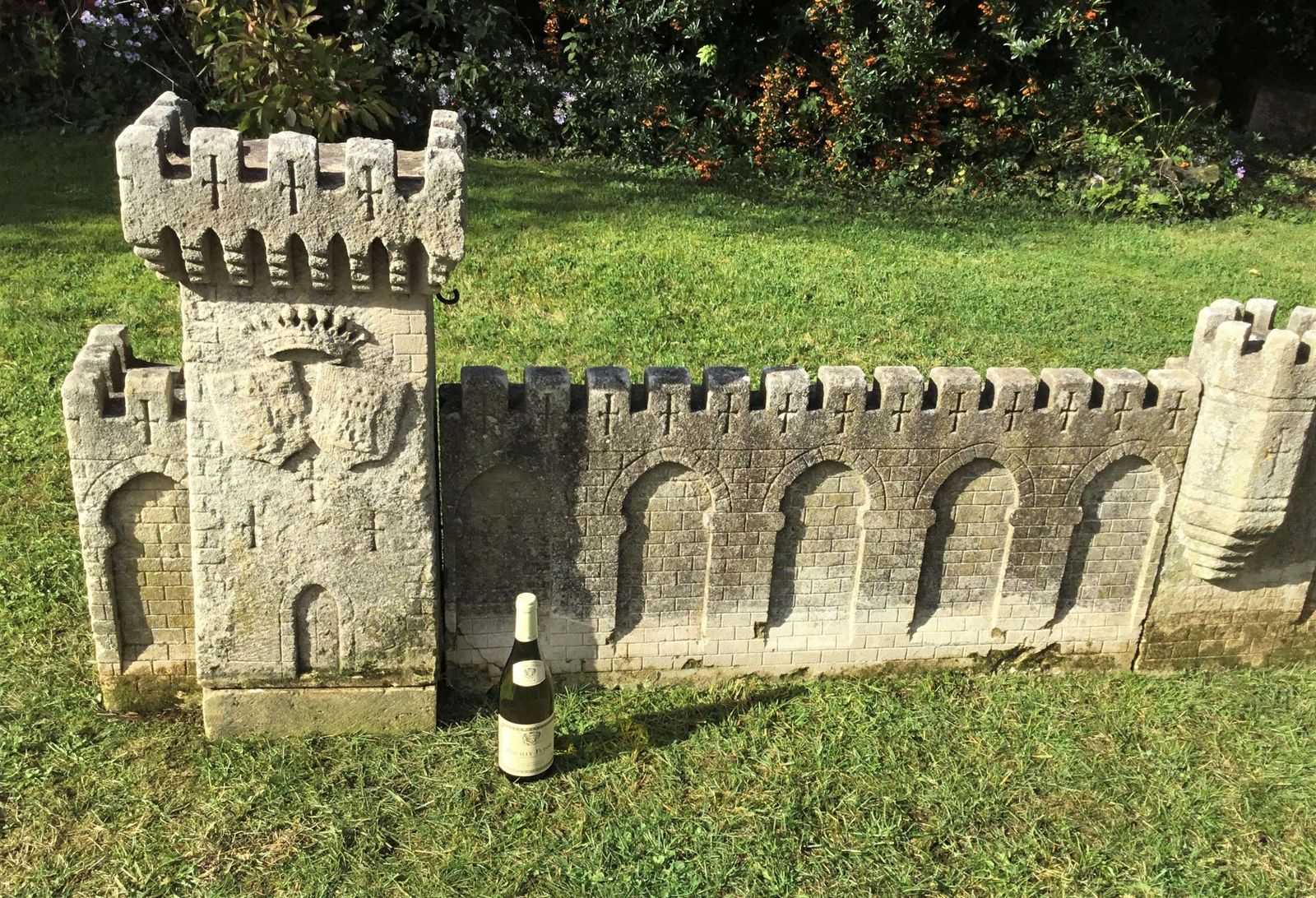 C18th Carved Stone 19ft Scale Replica Of A Castle / Chateau Wall photo vintage