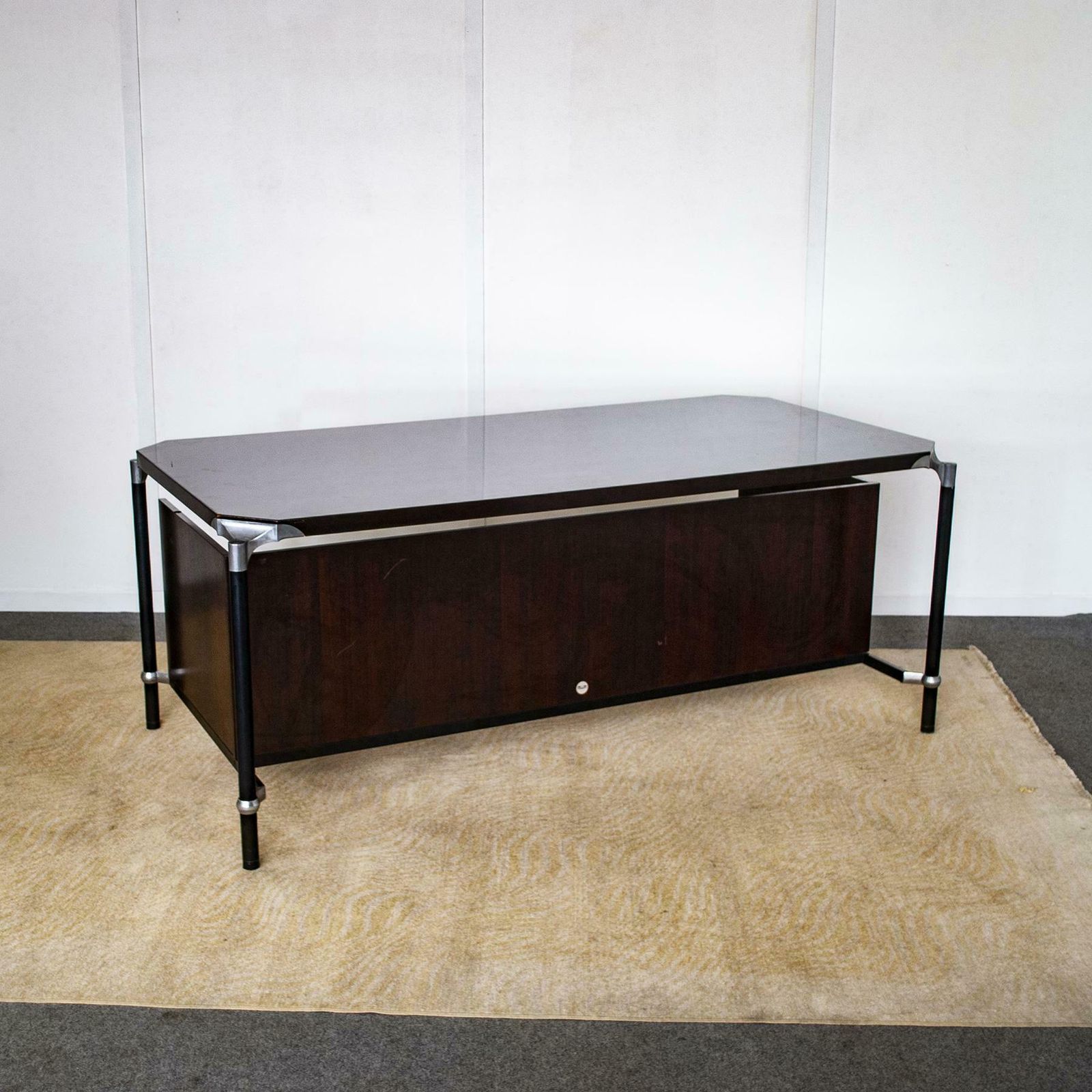 Ico Parisi Desk For Mim Rome From 60's photo vinterior