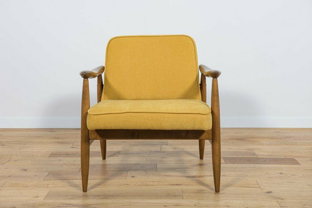 Gfm 87 Armchair By Juliusz Kedziorek For Gościcińskie Furniture 1960s photo for sale