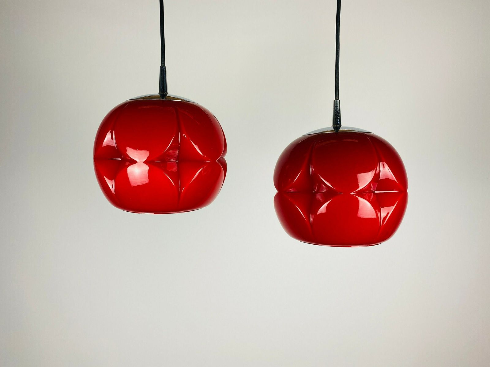 Set Of Two Vintage Peill & Putzler Glass Red Hanging Lamps Artichoke Artichoke German Design 1960