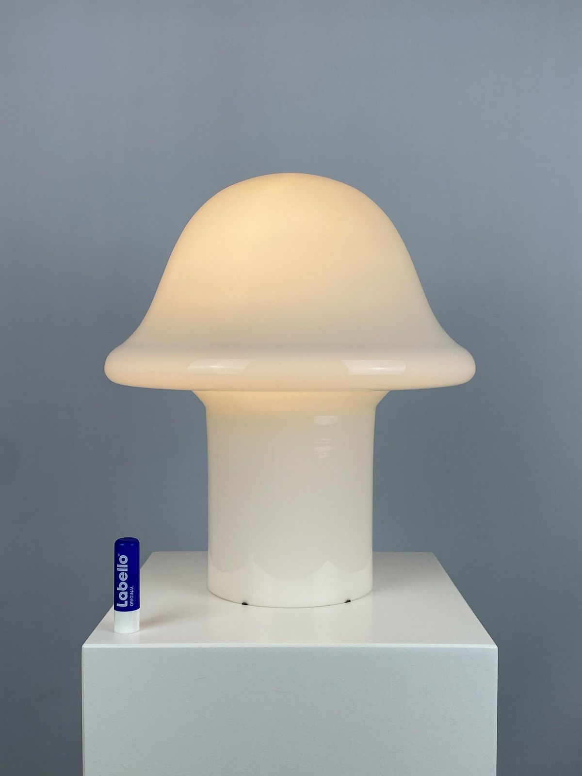 Large Fully White Glass Peill And Putzler Mushroom Table Lamp Xl 1970 photo Lighting