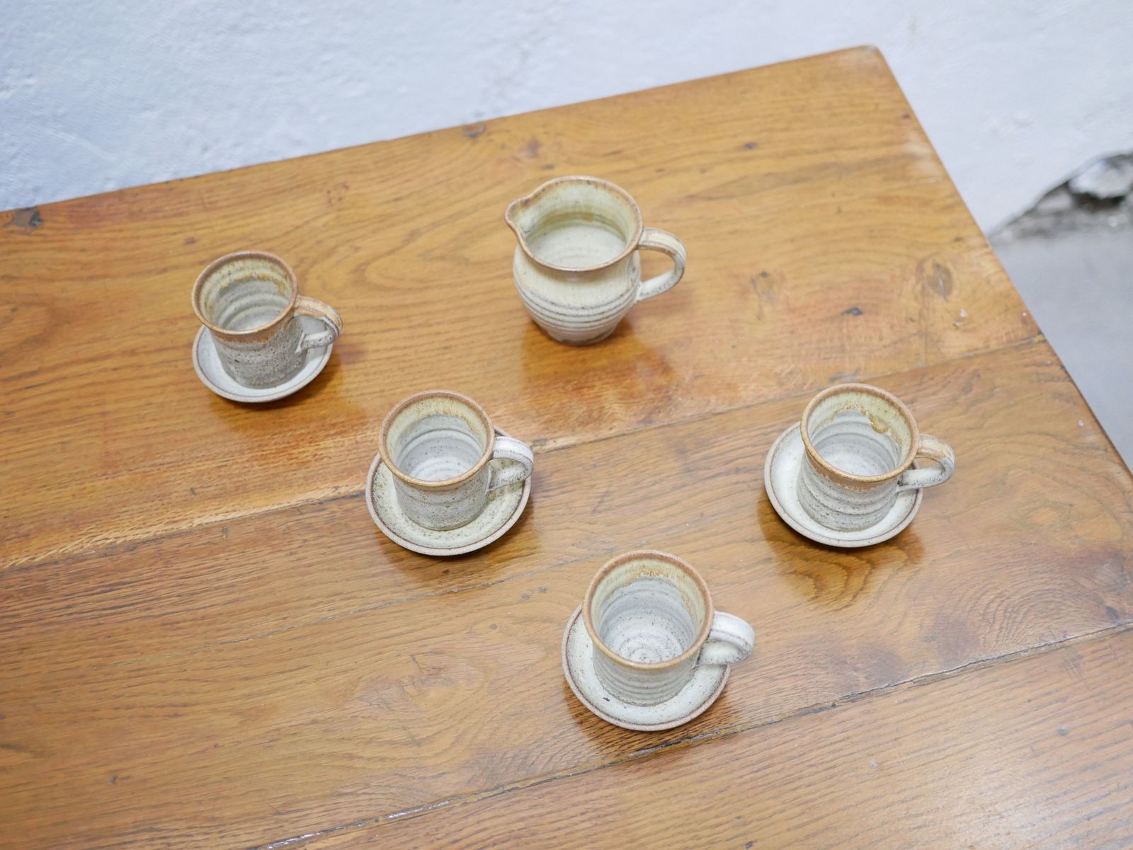 Series Of 4 Cups And A Vintage Sandstone Milk Jug photo buy