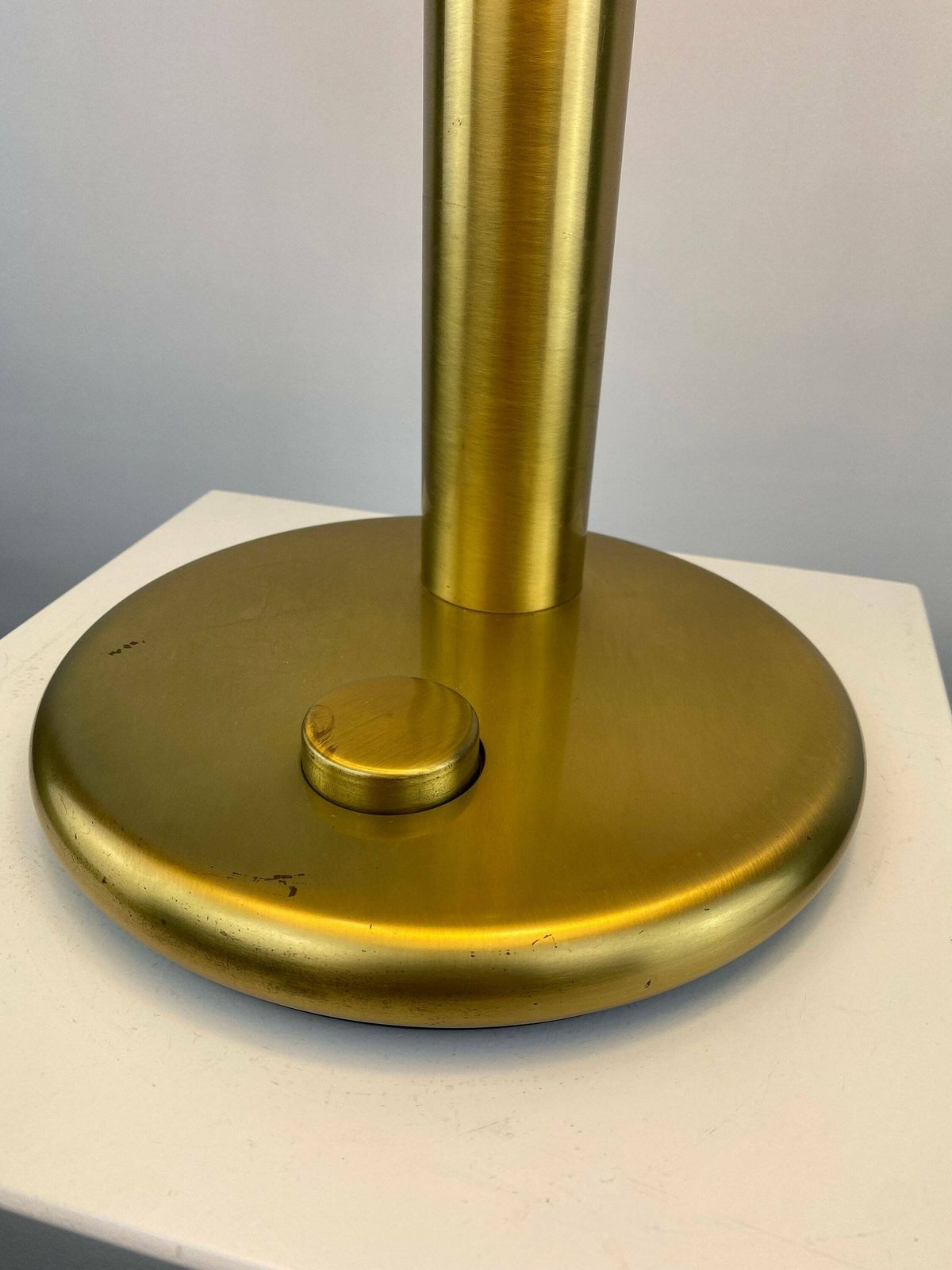 Bruine En Gouden Bureaulamp 7603 Van Heinz F.W. Stahl Voor Hillebrand, Jaren 1970 photo for sale
