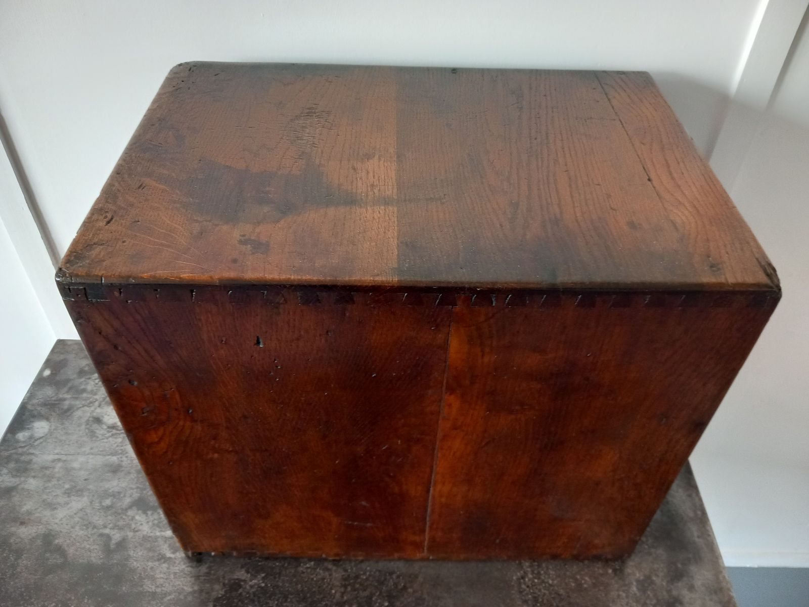 Small Solid Oak Chest Of Drawers photo 315.0
