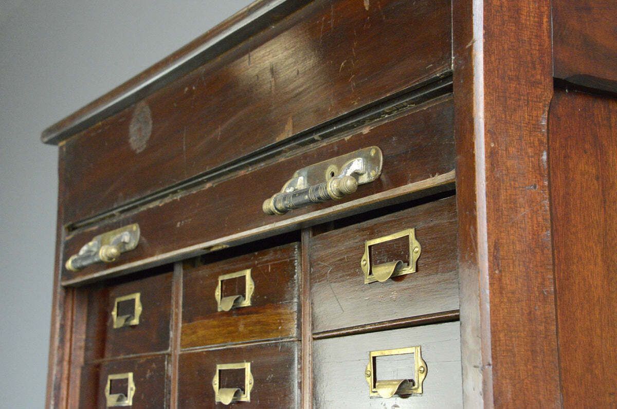 photo furniture Early 20th Century Mahogany Solicitors Drawers