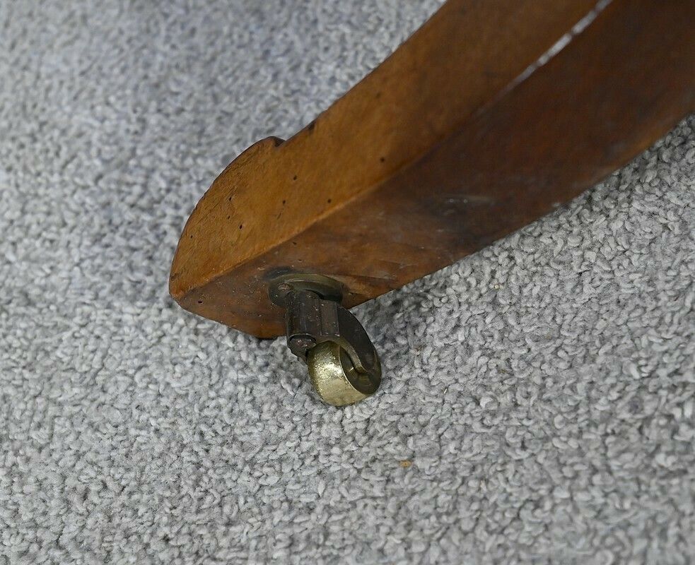 Tripod Pedestal Table In Solid Walnut, Restoration Period, Early 19th Century photo vintage