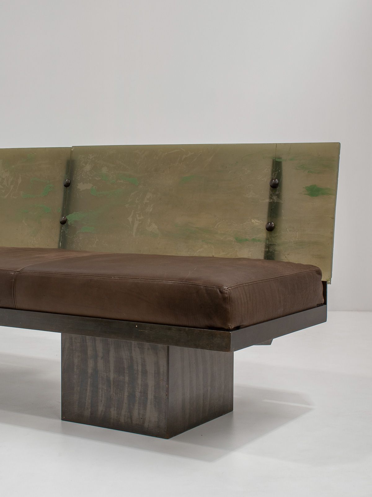 photo furniture Sculptural Post Modern Steel Sofa, France 1980s