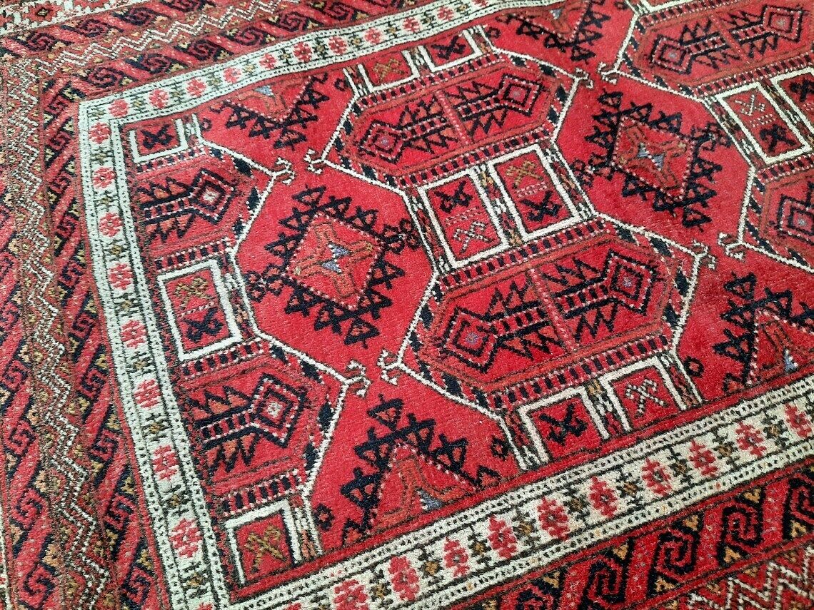 Vintage Afghan Baluch Runner Rug Red Nomadic Tribal Carpet / 014 photo vinterior