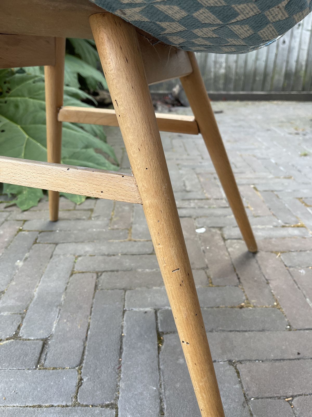 photo vinterior A Pair Of Hungarian Erika Chairs.