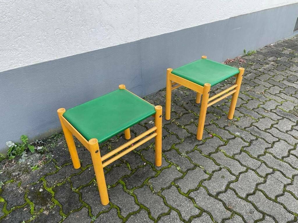 Ibisco Green Leather And Birch Wood Pair Of Stools, 1970s, Italy photo for sale