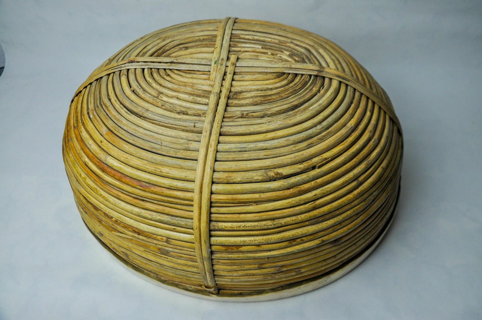 Rattan And Brass Book Holder Basket, Italy, 1970s photo vintage