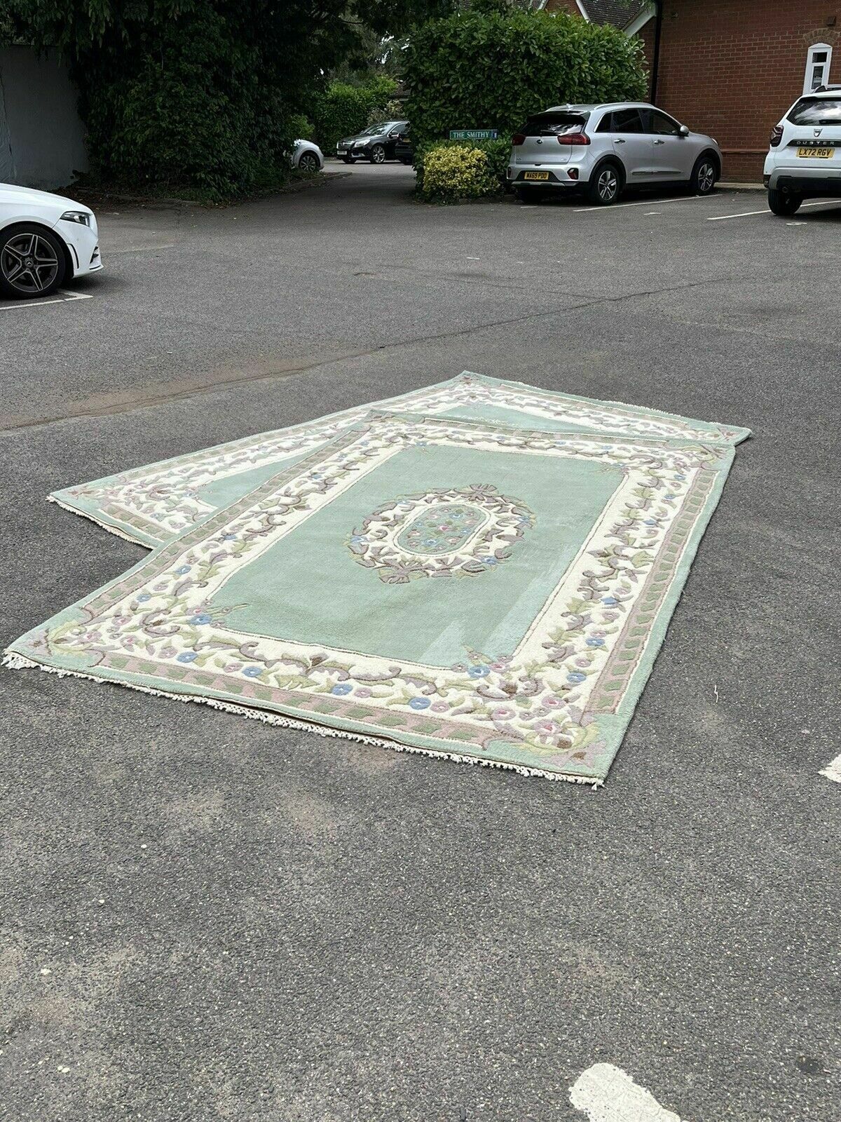 Pair Of Green & White Rugs,Handmade With 100 % Wool. Deep Pile. photo 595.0
