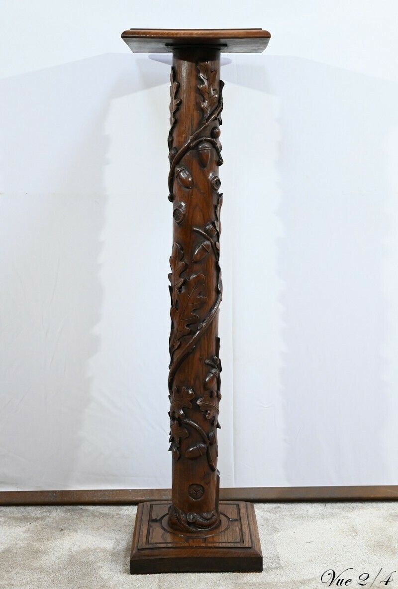 photo vintage Column In Oak And Walnut, Art Nouveau – 1900