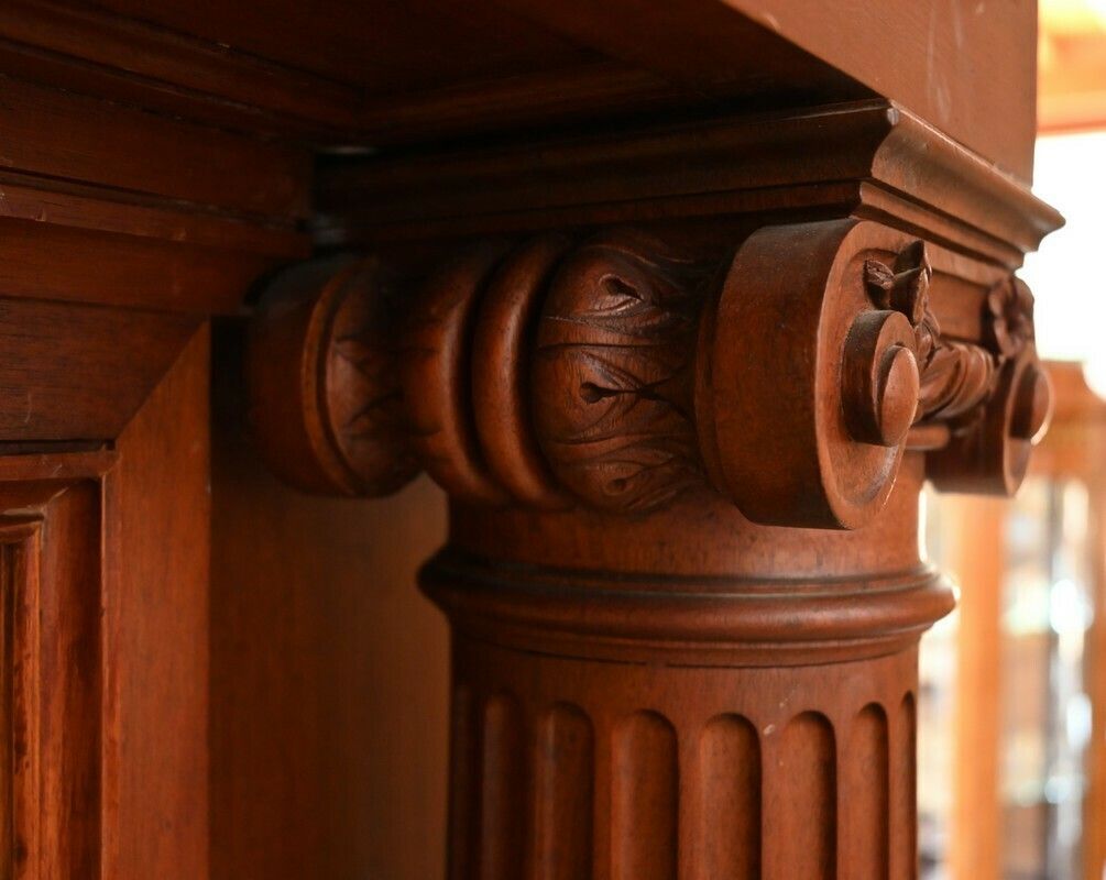 10773.8 Important Mahogany Castle Fireplace   2nd Part Of The 19th Century photo