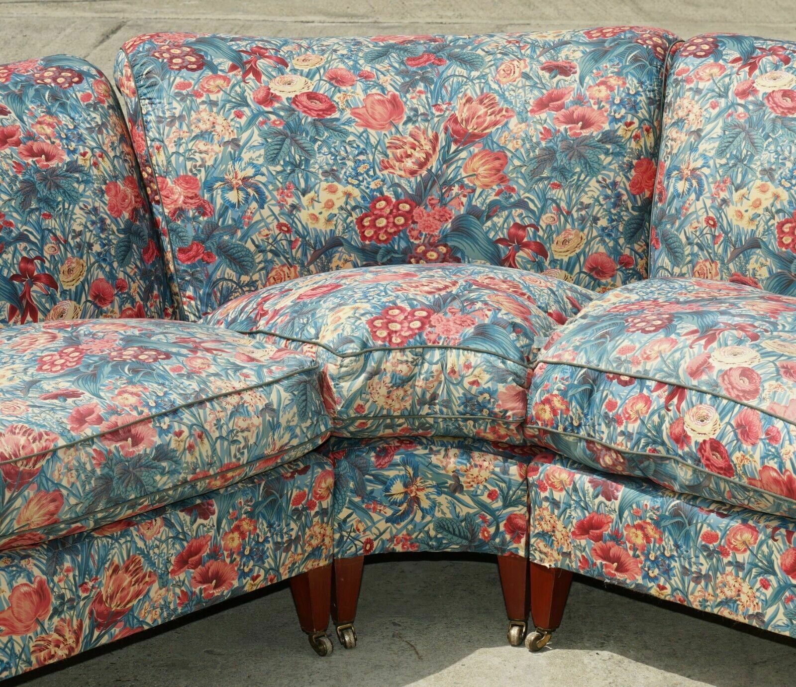 photo furniture Vintage Howard & Son's London Bridgewater Large 5 Seat Corner Sofa Floral Fabric