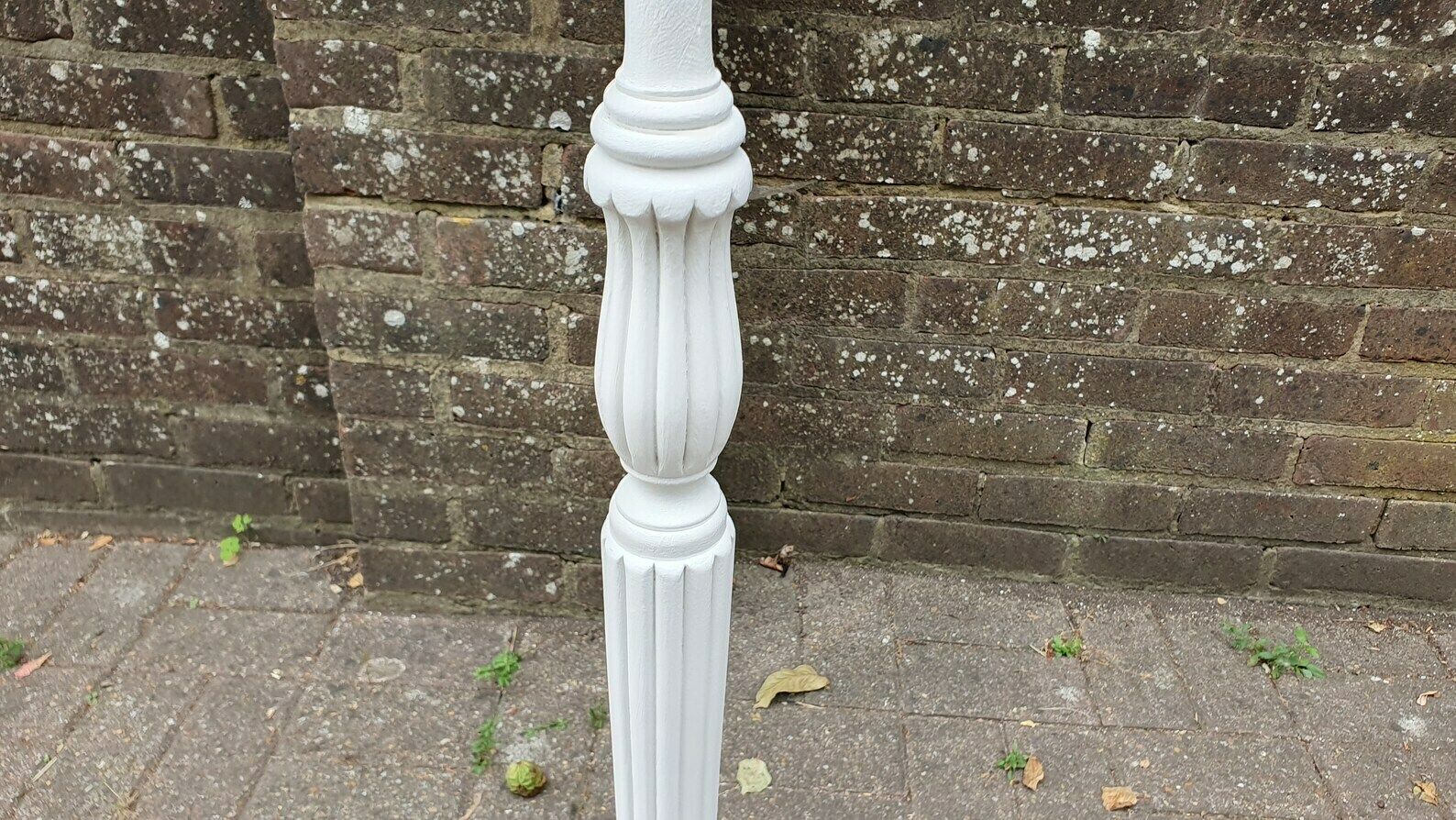 Vintage Turned And Fluted Painted Grey Standard Lamp Frenchic Light Grey Chalk Mid 20th Century French Chic photo 129.0