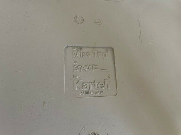 photo furniture Set Of Dining Chairs Kartell, 1990s