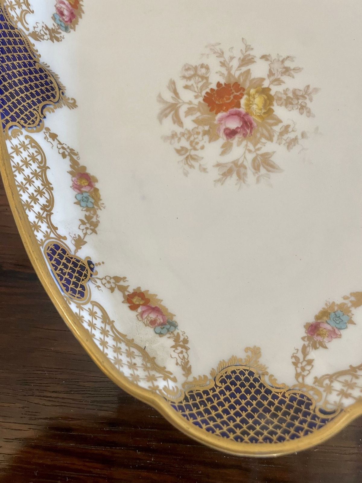 Superb Quality Pair Of Antique Hand Painted Wedgwood Shaped Dishes photo Home Decor