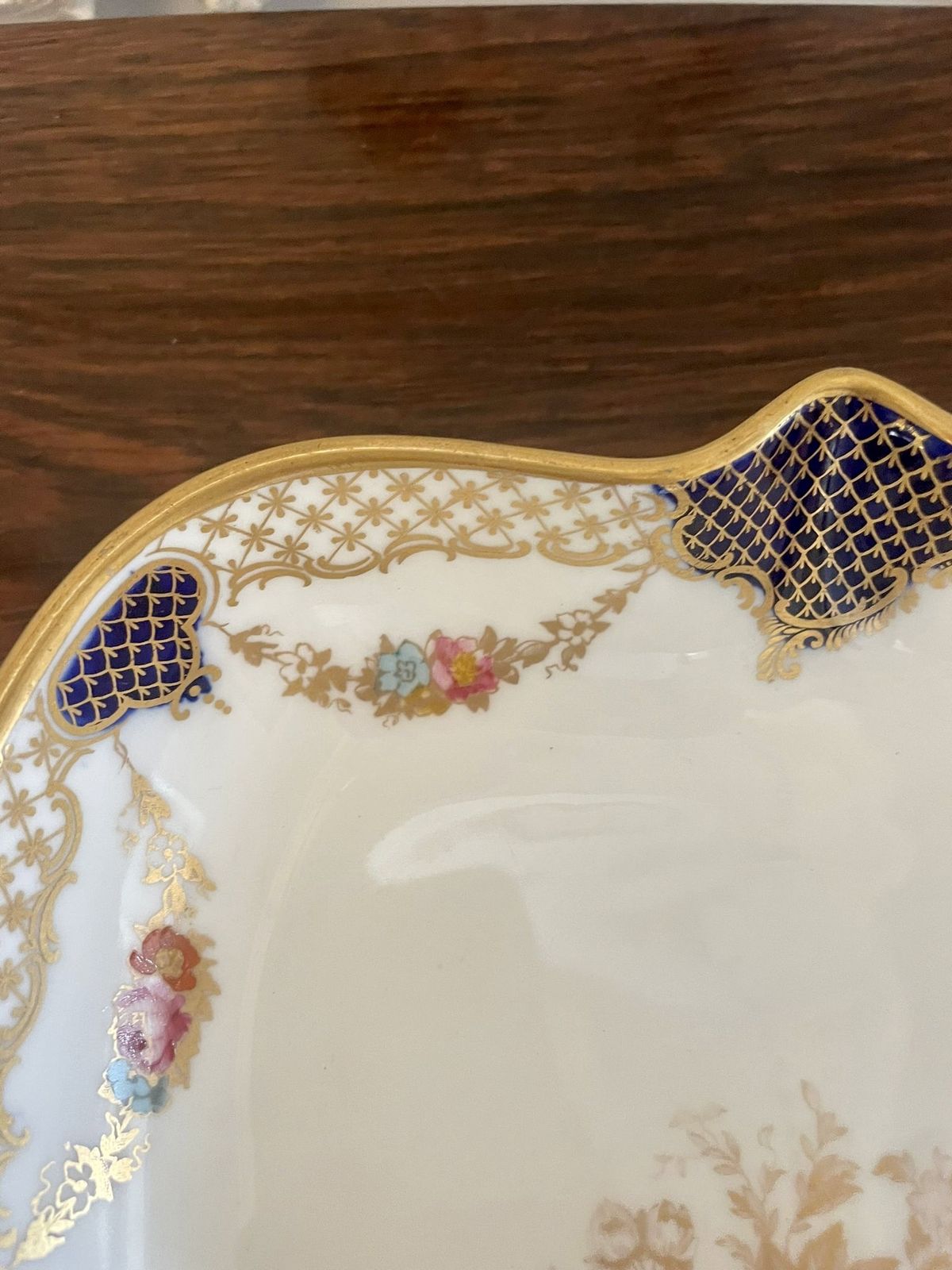 Superb Quality Pair Of Antique Hand Painted Wedgwood Shaped Dishes photo vintage