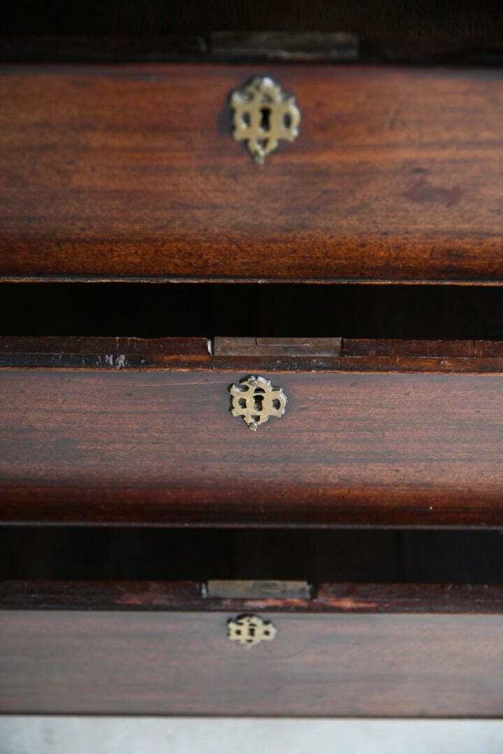 Furniture Mahogany Georgian Chest On Chest photo