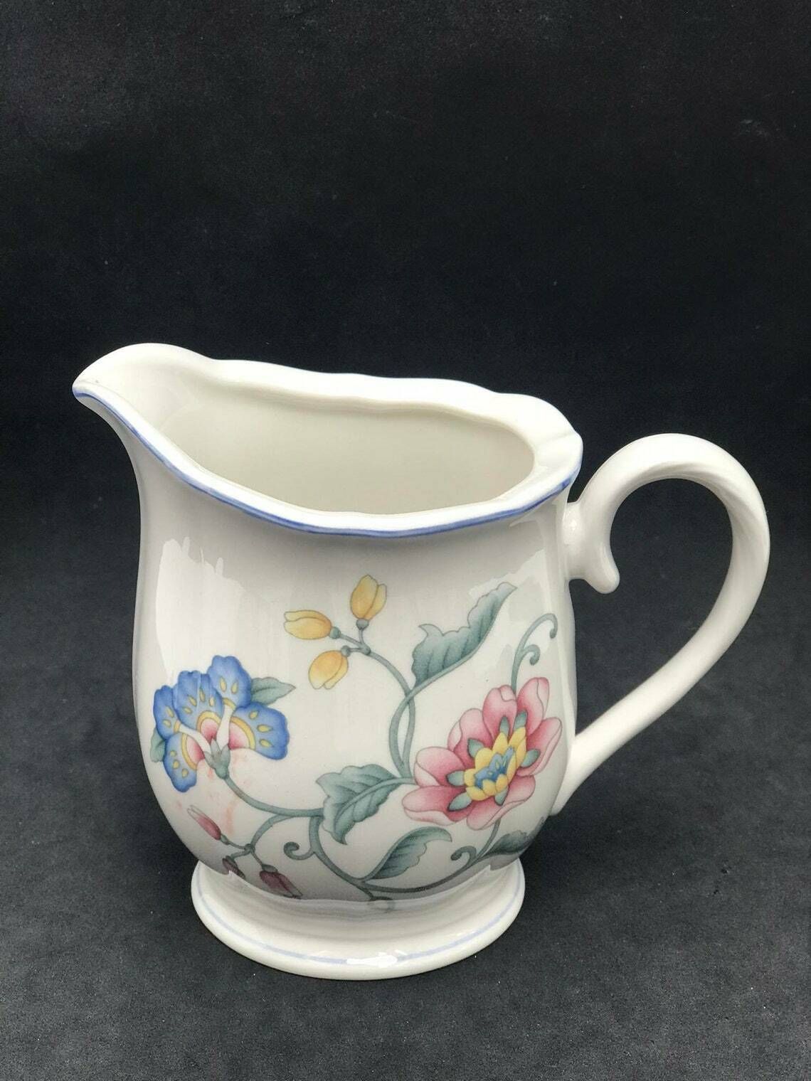 Melkkannetje Villeroy & Boch Delia Shabby Pastel Pitcher Porselein Vervangend Servies Roomkannetje Hostess Gift photo buy