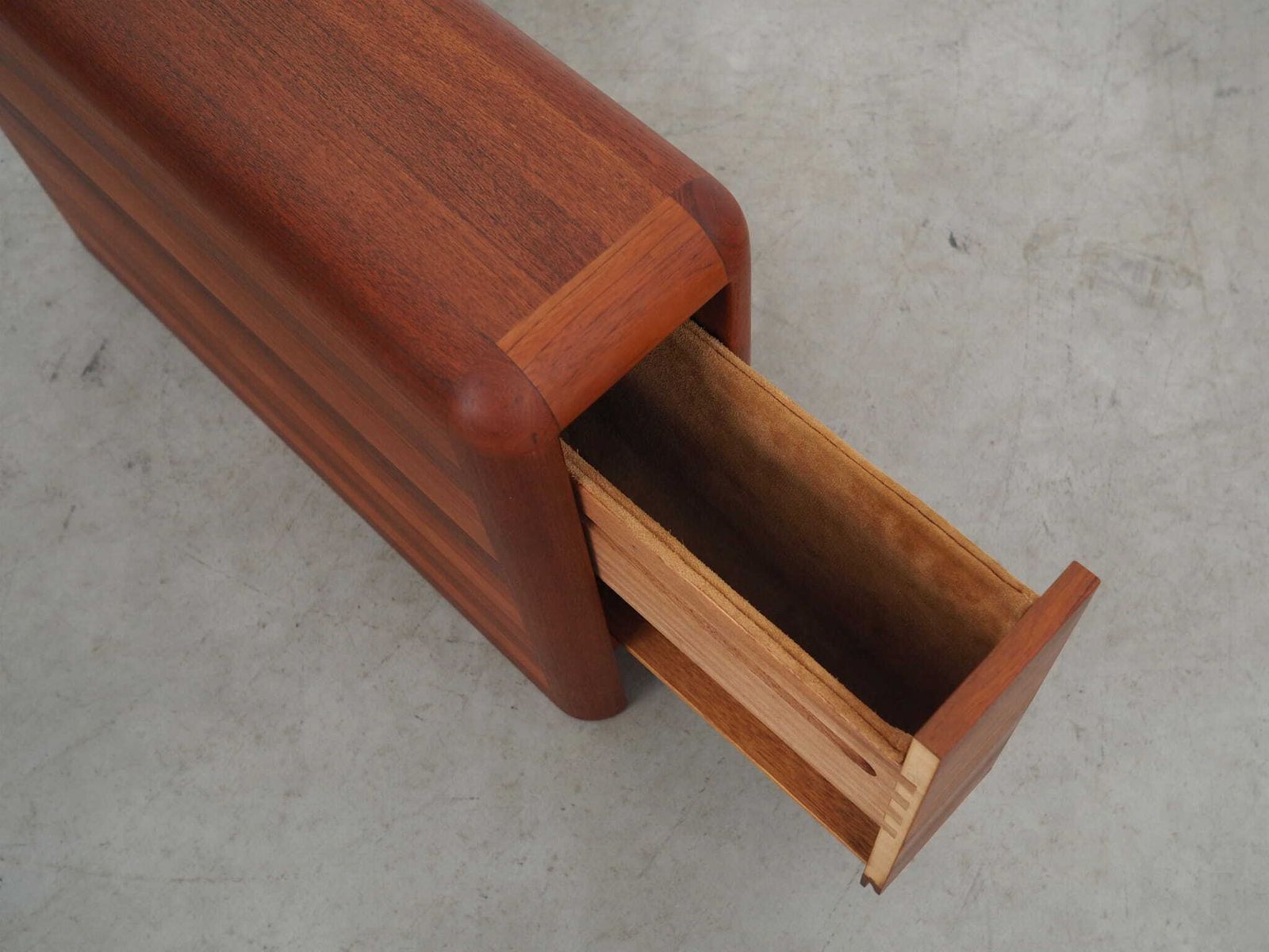 Teak Newspaper Holder, Danish Design, 1970s, Production: Denmark photo vinterior