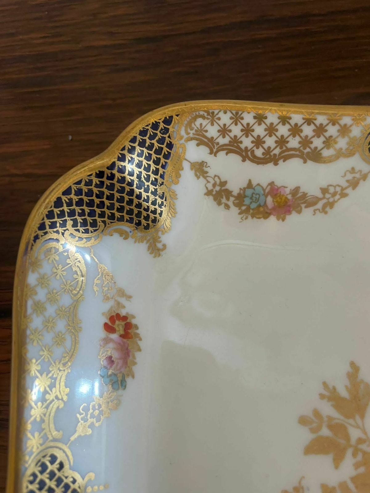 photo for sale Superb Quality Pair Of Antique Early 20th Century Hand Painted Wedgwood Shaped Dishes