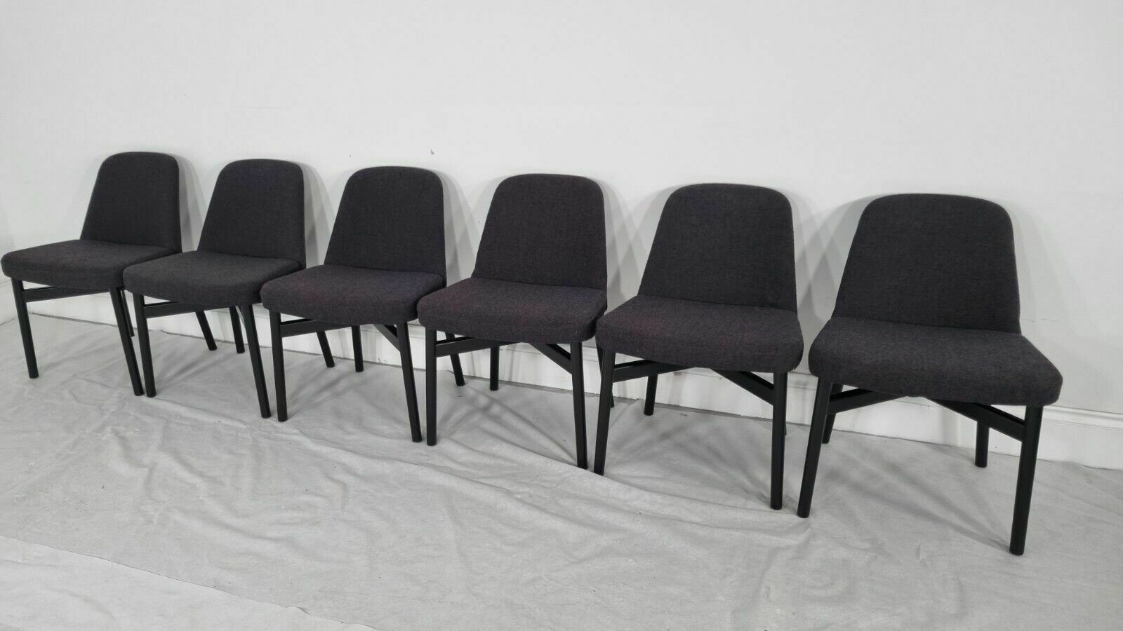 A Stunning Set Of 6 Knoll Studio Krusin 016 Chairs In A Dark Boucle Fabric photo vinterior