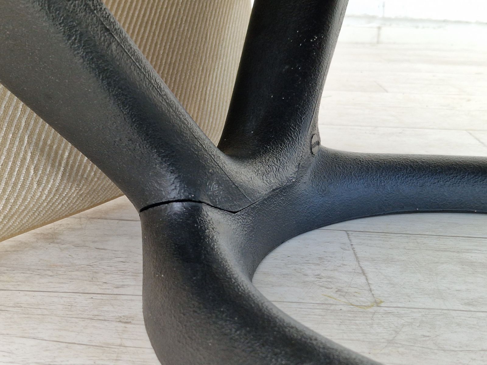 photo furniture 1980s, Danish Design By Steen Ostergård For Bramin Møbler. "Action Recliner" Relax Chair.