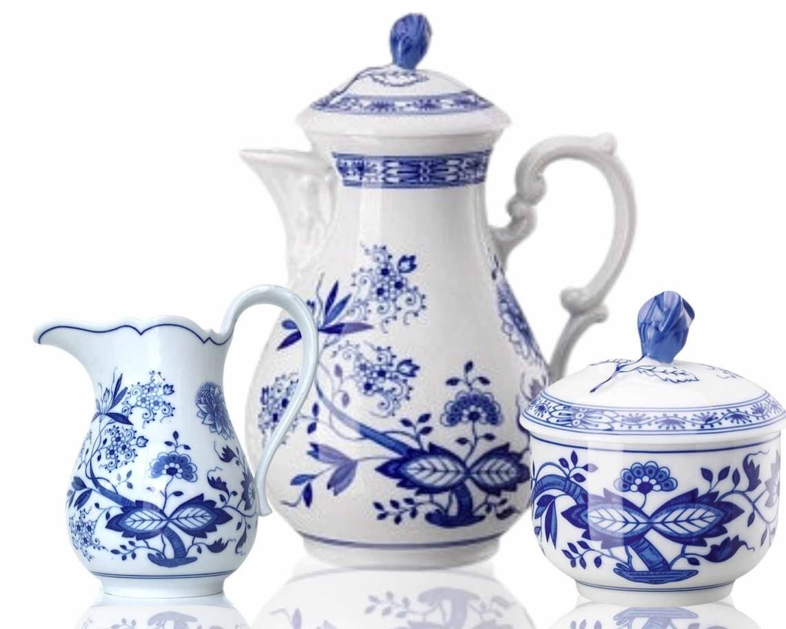 Blue Onion Coffee Set | Coffee Pot, Creamer & Milk Set And Cake Plate | 5pcs | Hutschenreuther (Rosenthal) photo furniture