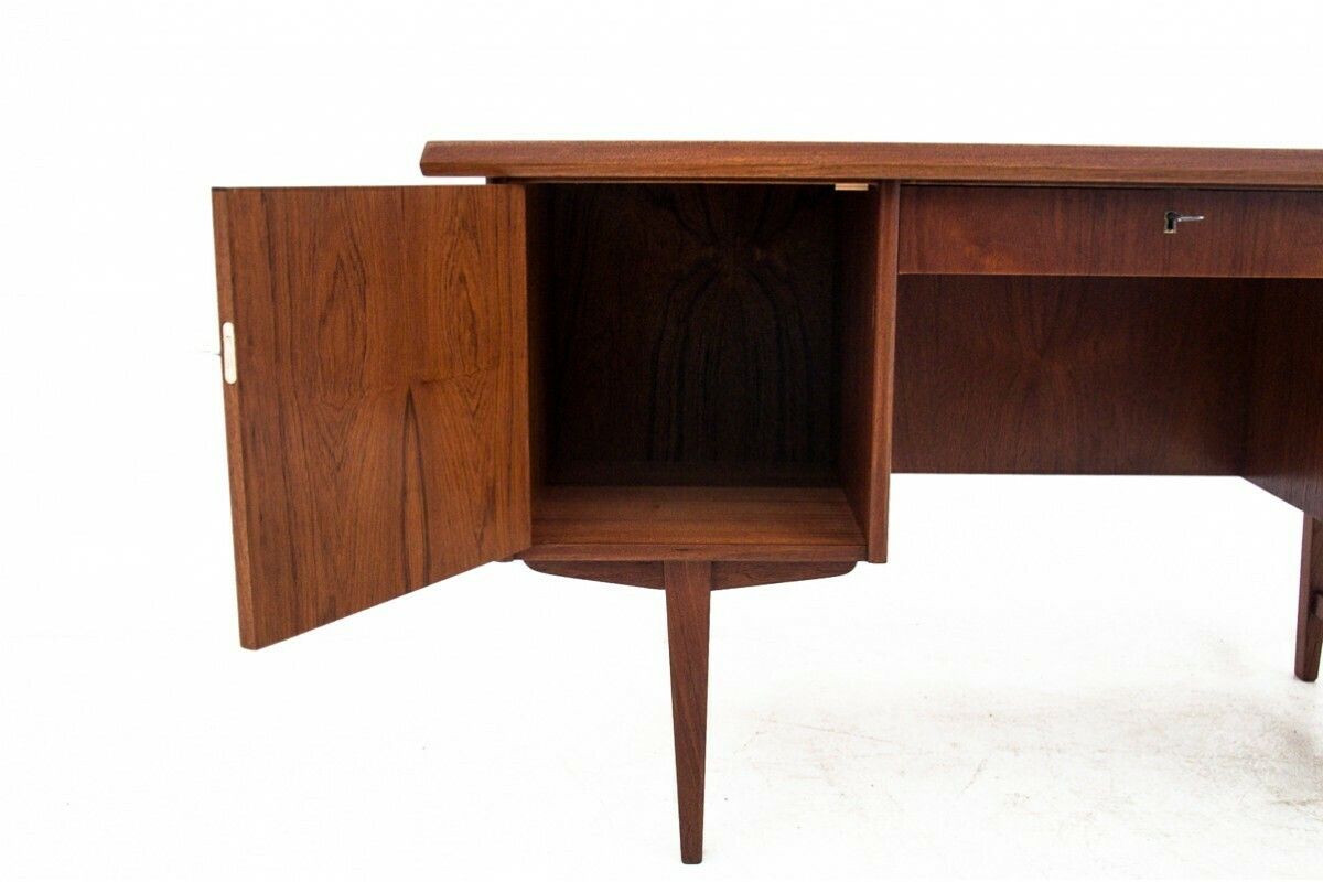 Desk, Denmark, 1960s. After Restoration. photo vinterior