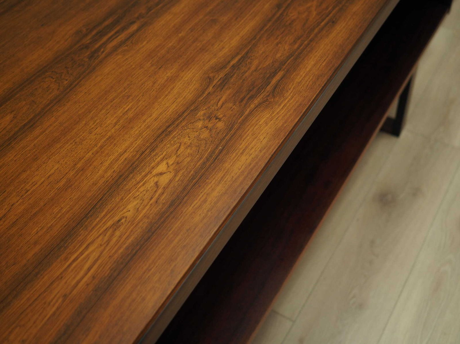 4479.0 Vintage Desk, Danish Design, 1960s, Designer: Torben Valeur & Henning Jensen, Manufacturer: Dyrlund photo