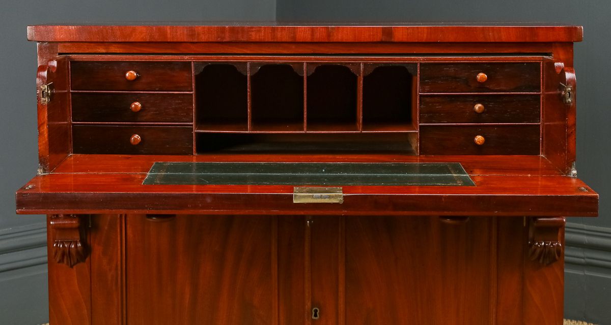 photo vinterior English William IV Mahogany Secretaire Bureau Desk Chiffonier (Circa 1835)