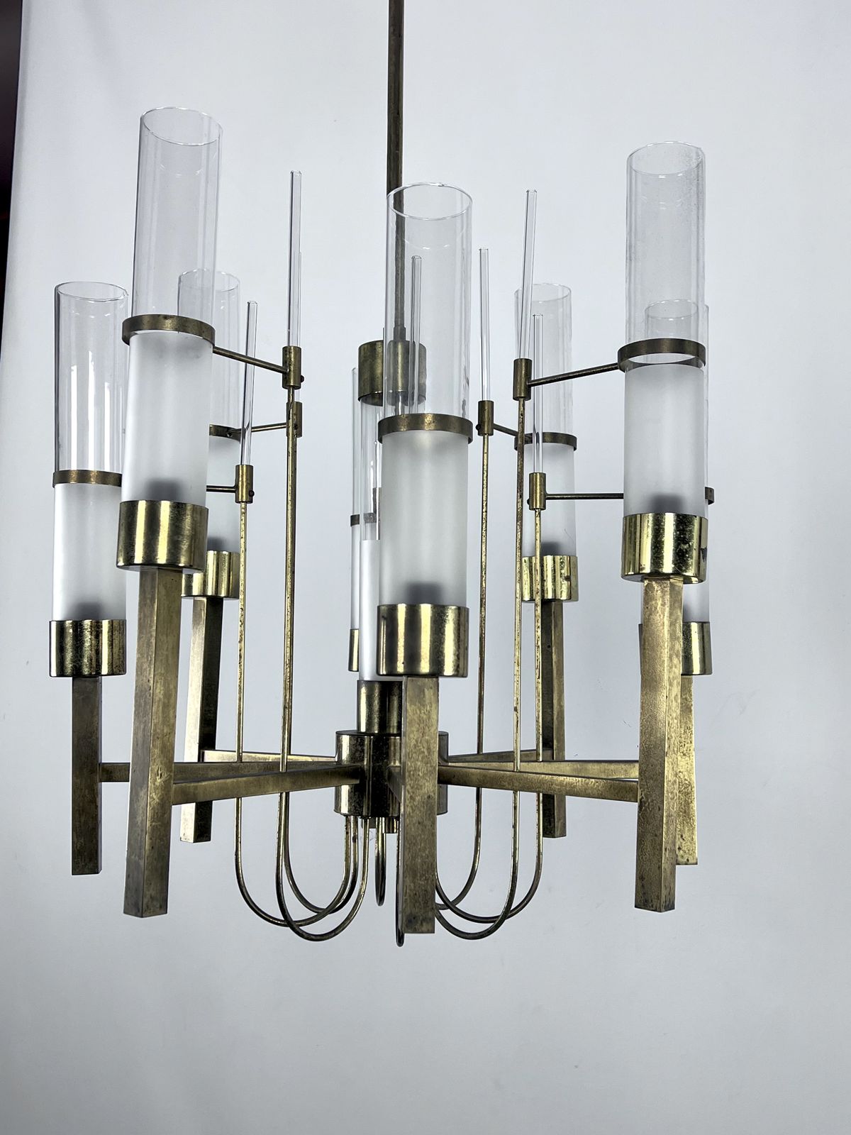 photo vinterior Sciolari, Eight Arms Brass And Glass Tube Chandelier. Italy 1960s