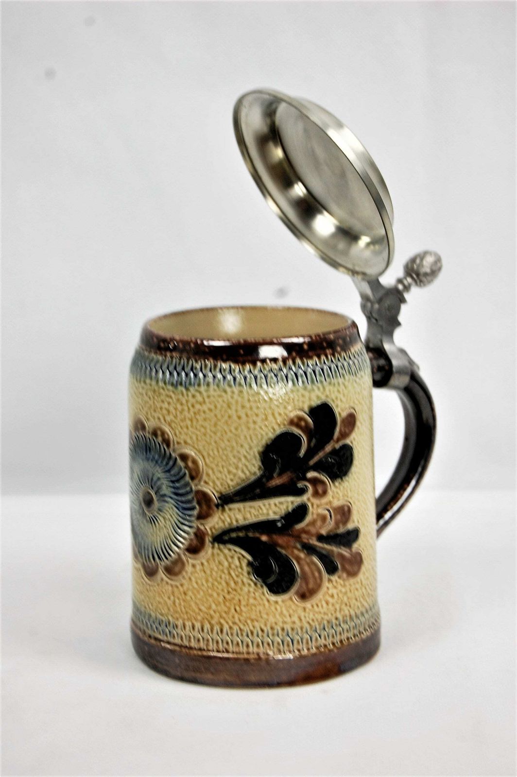 Beer Mug With Tin Lid, 1960s, Vintage photo vintage