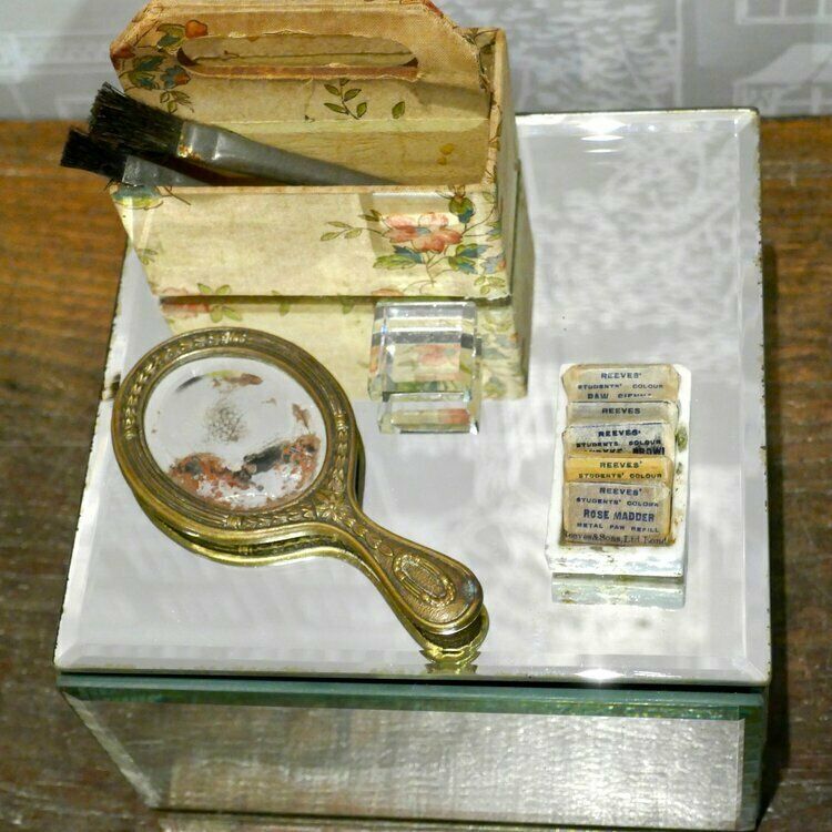 Mirrored Diorama Box photo for sale