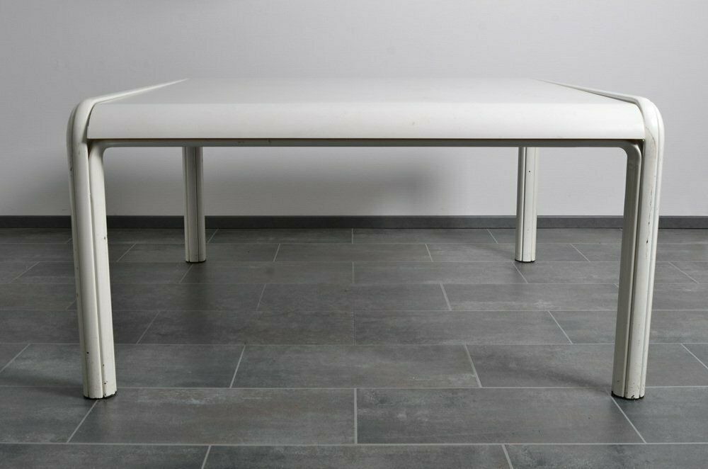 Orsay Dining Set In Leather By Gae Aulenti For Knoll 1970s Set Of 7 photo for sale