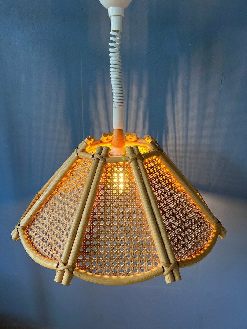 Rotan Hanglamp   Rattan Boho Armatuur   Bamboe Vintage Lamp photo for sale