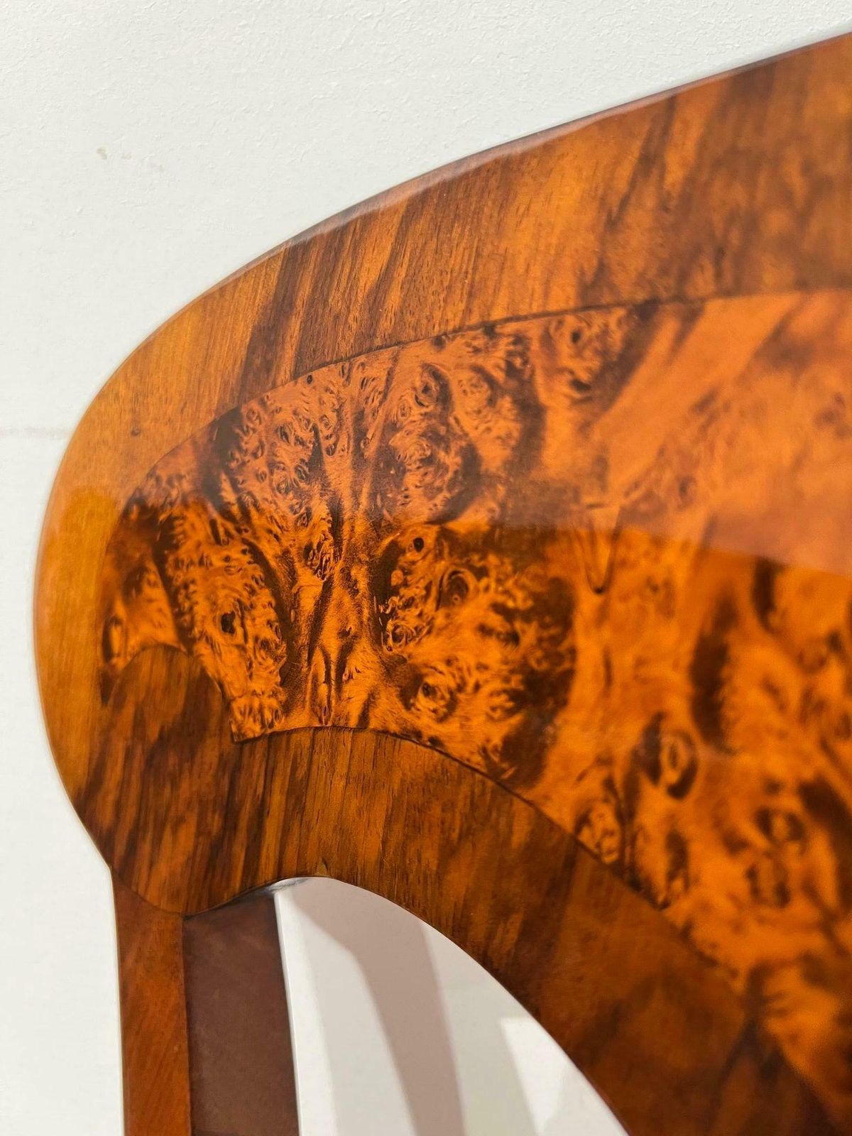 photo vintage Set Of Six Biedermeier Shovel Chairs, Walnut, Roots Veneer, South Germany, 1840s