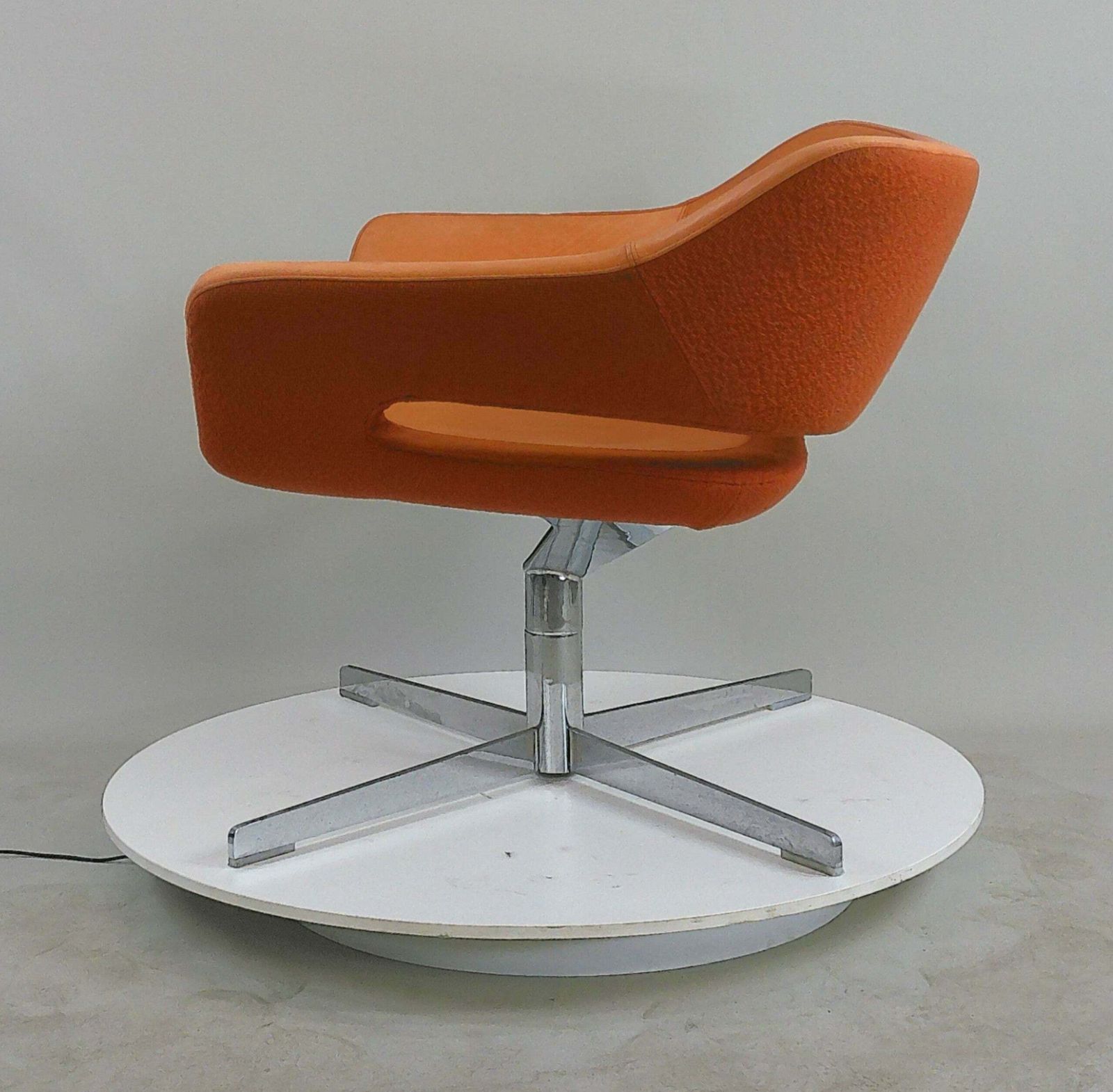 Hitch Mylius: Hm 85 Lounge Chair   Refurbished photo furniture
