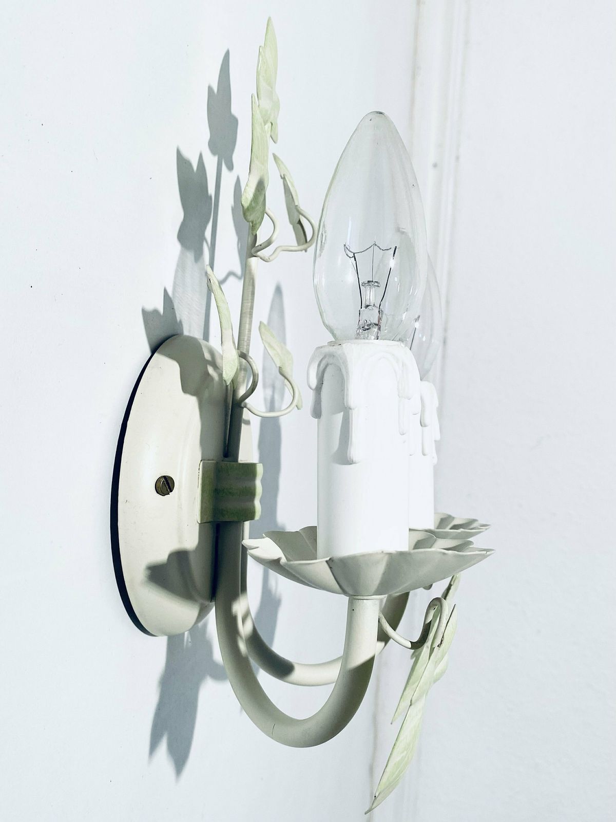 Shabby Chic Floral Metal Wall Lamp In Green & White / 1960s Vintage Decor / France photo 81.0