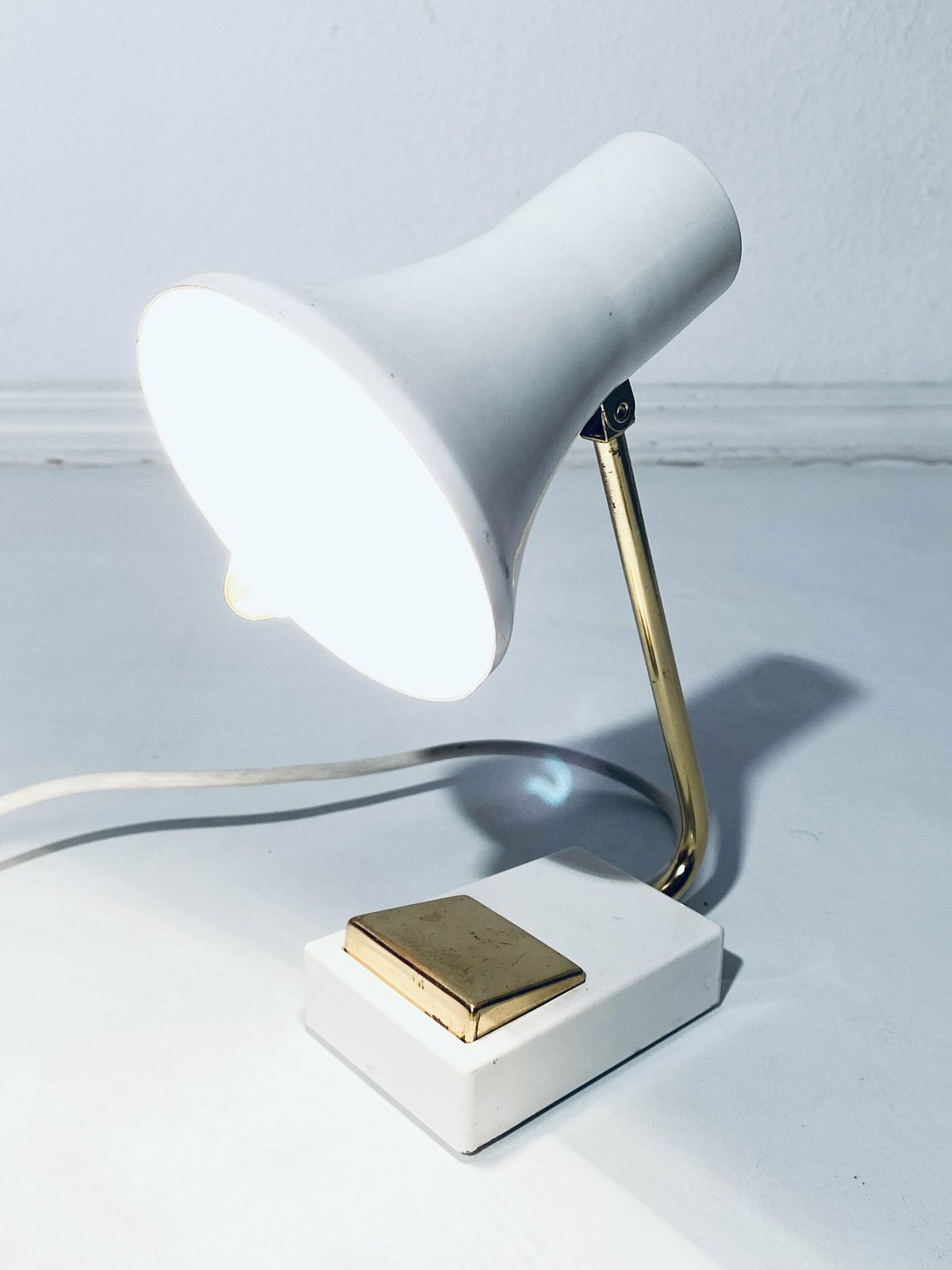 Small Mid Century White Metal Table Lamp / Bedside Lamp / Vintage 1950s Decor photo for sale