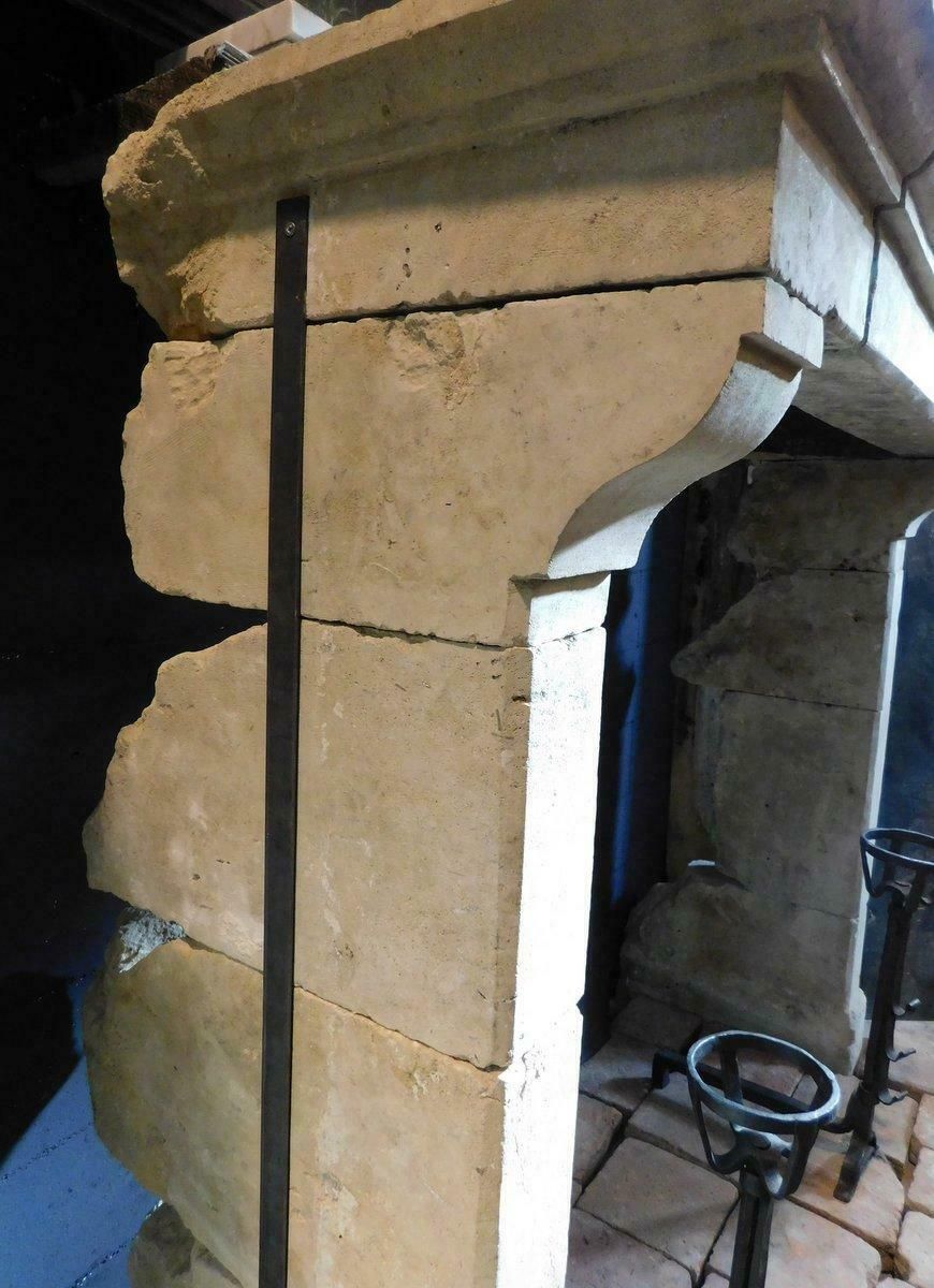 photo furniture Ancient Fireplace Mantle In Trani Stone, From Italy In The 19th Century