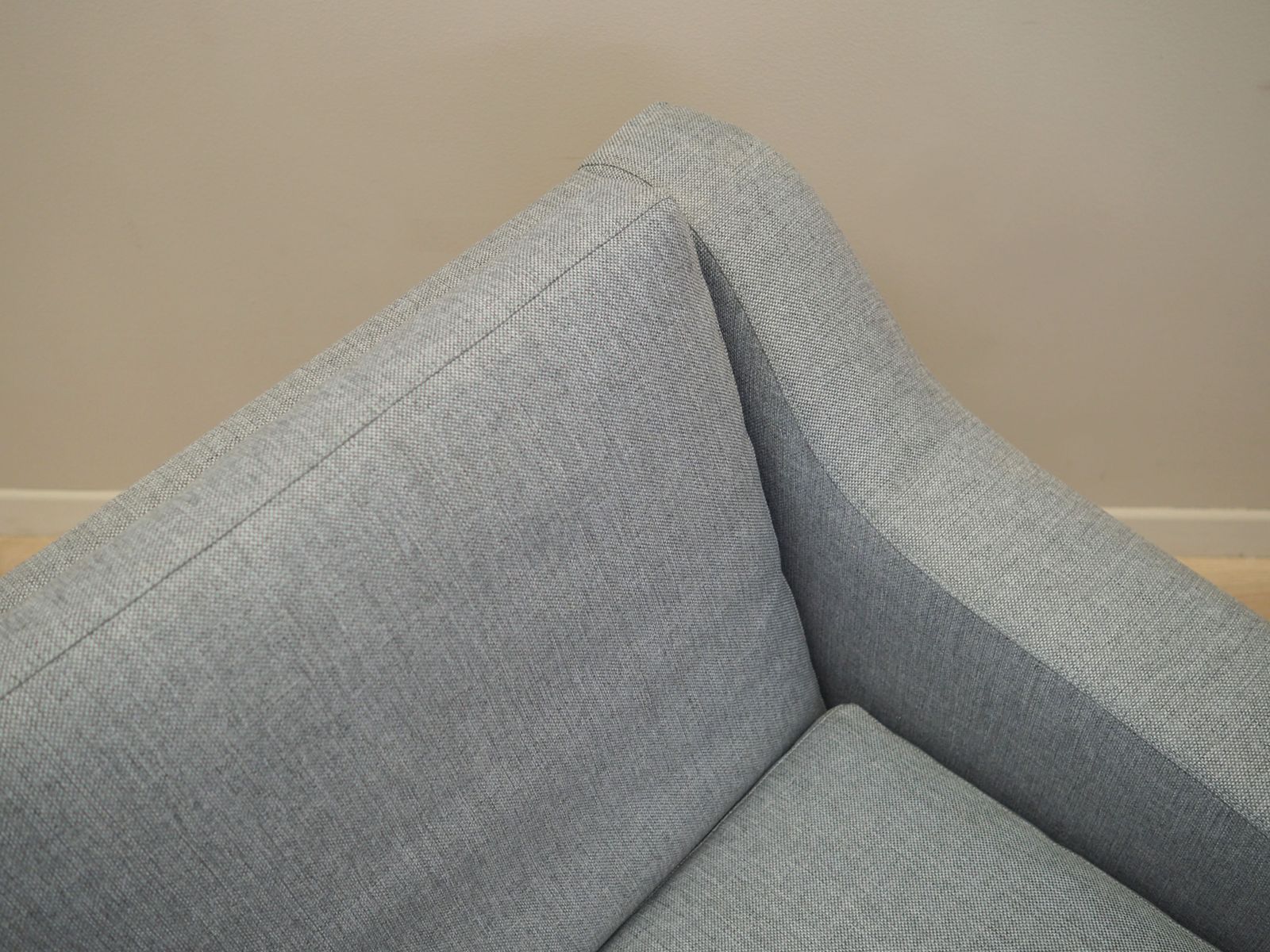 photo buy Grijze Fauteuil, Deens Design, Jaren 1960, Productie: Denemarken