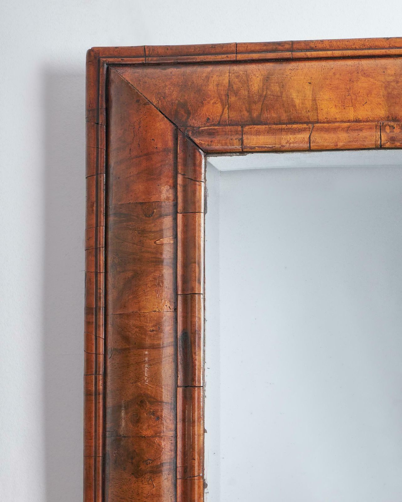 Large William And Mary 17th Century Figured Walnut Cushion Mirror C, 1690 photo 7495.0